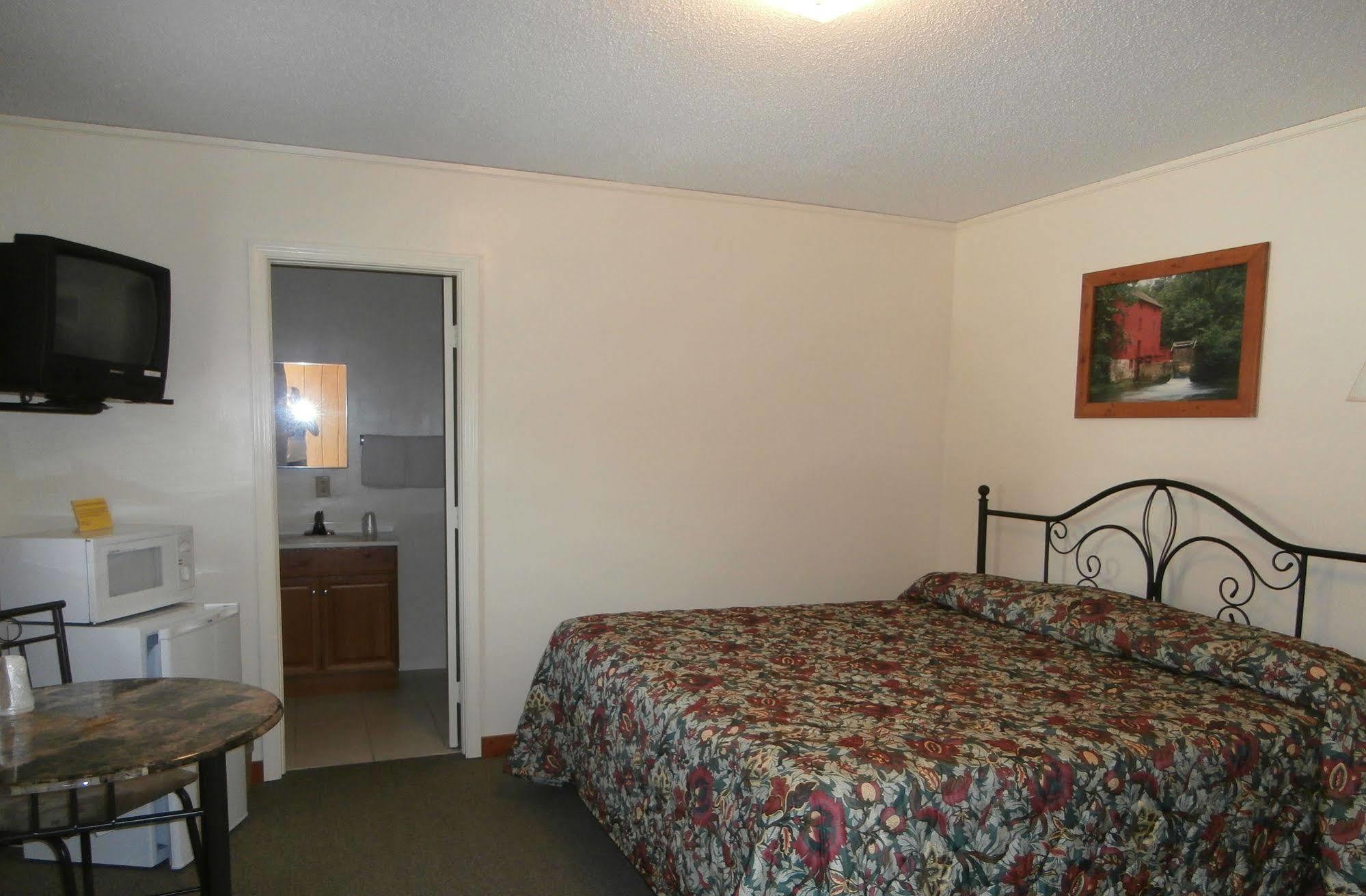 Riverbend Lodging บรายซันซิตี ภายนอก รูปภาพ