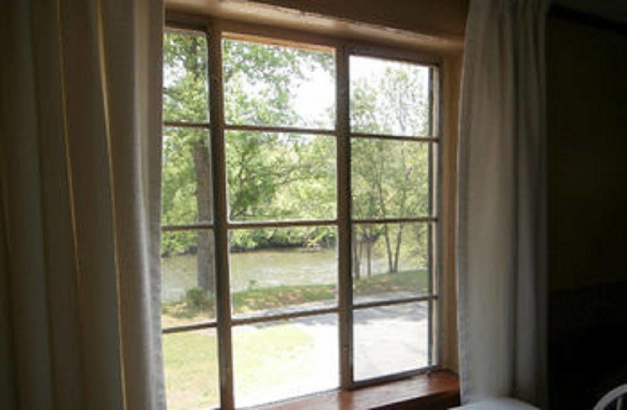 Riverbend Lodging บรายซันซิตี ภายนอก รูปภาพ