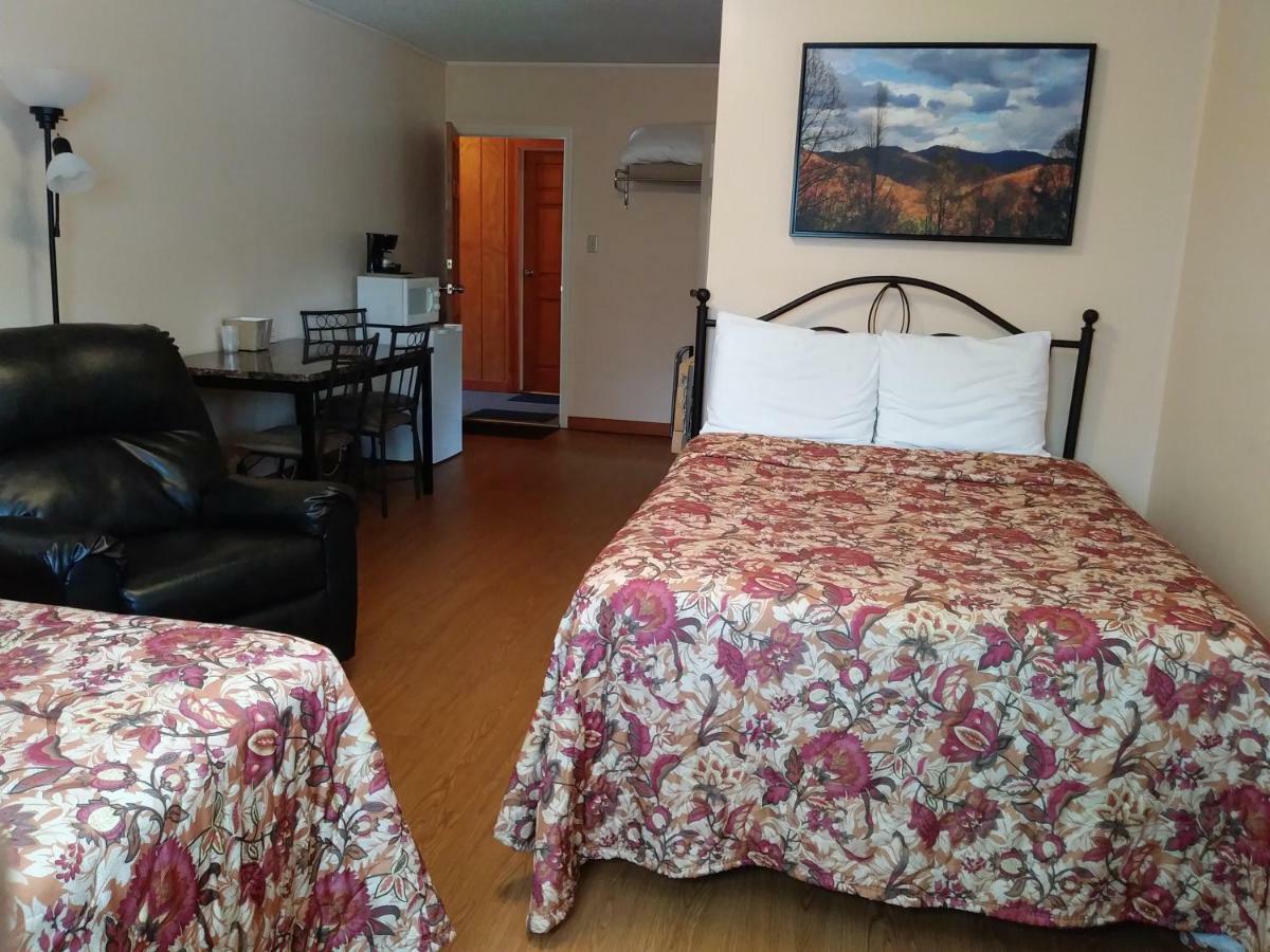 Riverbend Lodging บรายซันซิตี ภายนอก รูปภาพ