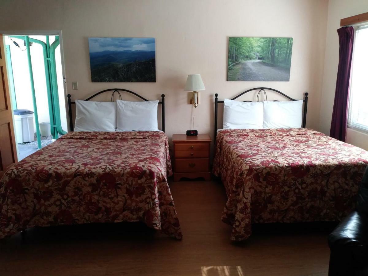 Riverbend Lodging บรายซันซิตี ภายนอก รูปภาพ
